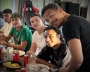 Sebastian Anelli (i grönt) tillsammans med de andra "snorungarna" från Hyllie IK under träningslägret i Strömstad. Närmast i bild den mer rutinerade Ryan "Farfar" Rydén 
