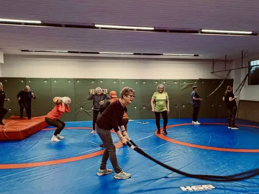 Svedalas seniorer är på brottarmattan och kämpar!