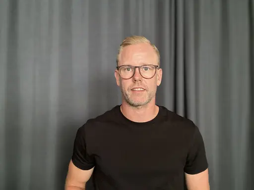 Vi ställde några frågor till Robban, som berättar om sin passion för sporten, sina visioner för klubben och sina bästa tips för att brottas med livet.