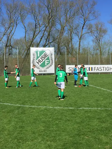 Hur gott är det inte att smacka dit en ny trepoängare då ? Tusen tack till alla goa åskådare som stöttade de gröna kämparna i dagens seriematch !