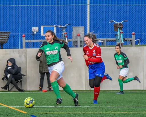 Fantastiskt fotbollsväder och en solid insats av de gröna - foto Mats Borg