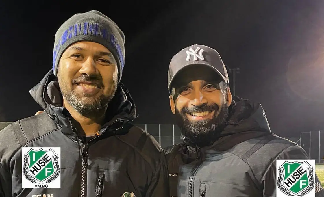 Till vänster Bilal Ahmad och till höger på bilden Rizwan Elahi huvudtränare i Husie IF dam A.
