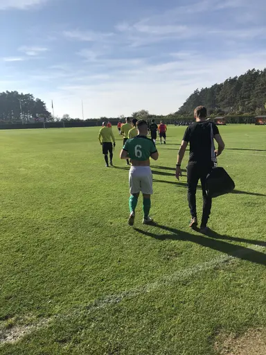 Efter 90 spelade slutade matchen 4-2 (1-2) till Vanneberga...
