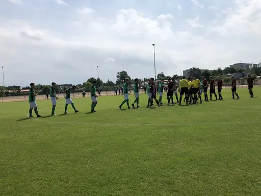 Underläge 0-2 blev till en poäng för Husie i toppstriden...