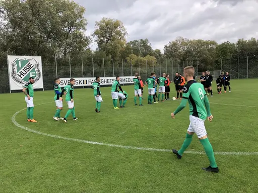 En riktigt tung förlust för dom gröne idag när teknologerna plockade med sig tre pinnar från Husiegård. 1-2 (0-1) slutar matchen..