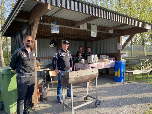 Bra match, stor publik och glada skratt!