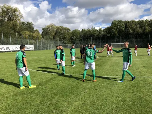 Ert taggat Husie revancherade sig från förra veckans bottennapp och tog tre friska poäng i dagens möte med Linero. Hela 6-2 slutar matchen!!!