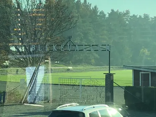 Efter 90 spelade slutade matchen 4-2 (1-2) till Vanneberga...