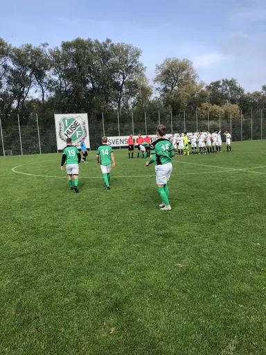 Den nödvändiga vinsten togs idag mot ett redan avsågat Skånekurd. 9-2 slutar matchen (5-0) och Husie ska kvala till fyran i veckan som kommer!