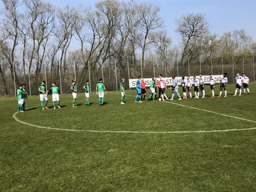 Trögstartat i början mot Liria men full utdelning i slutet för Husie, 2-1(1-0) slutar matchen
