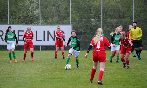 En spännande tillställning där alla tre poängen stannade hemma på Husiegård.. (foto Mats Borg)