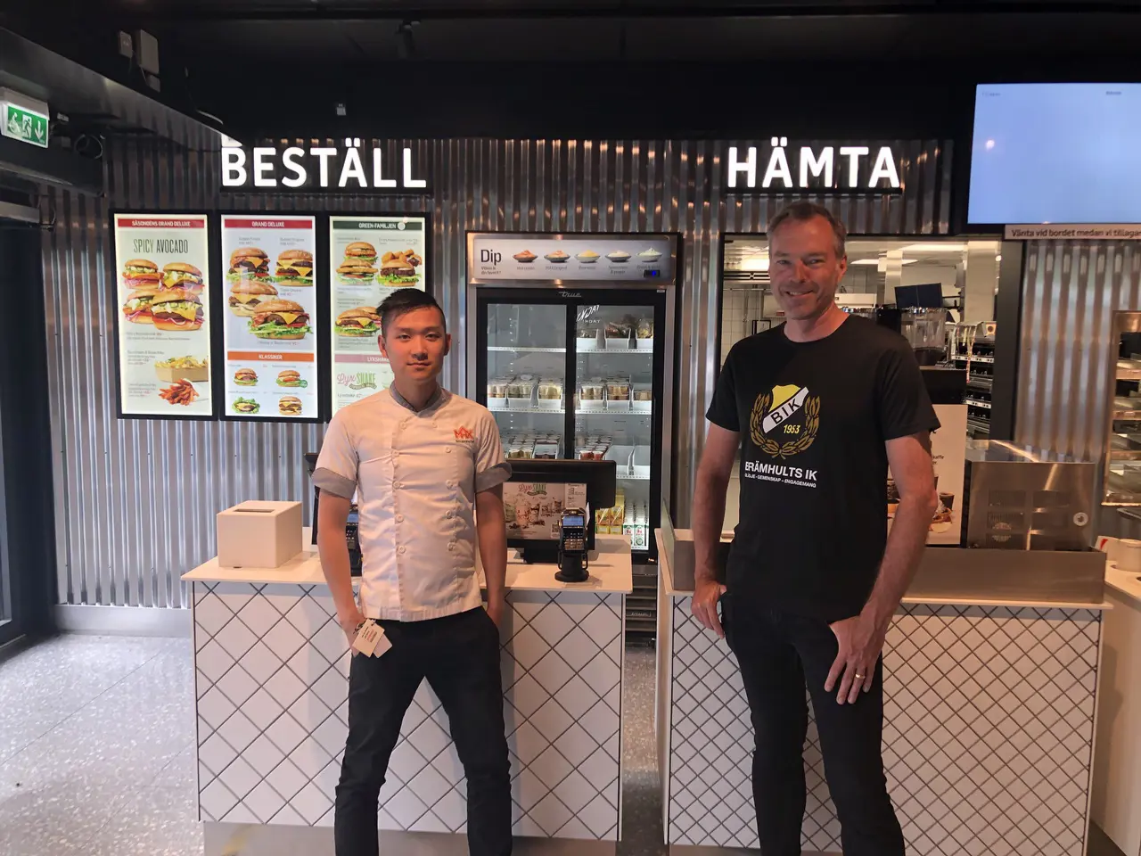 Filip och Pär, ordf i Brämhults IK ser framemot ett gott samarbete.