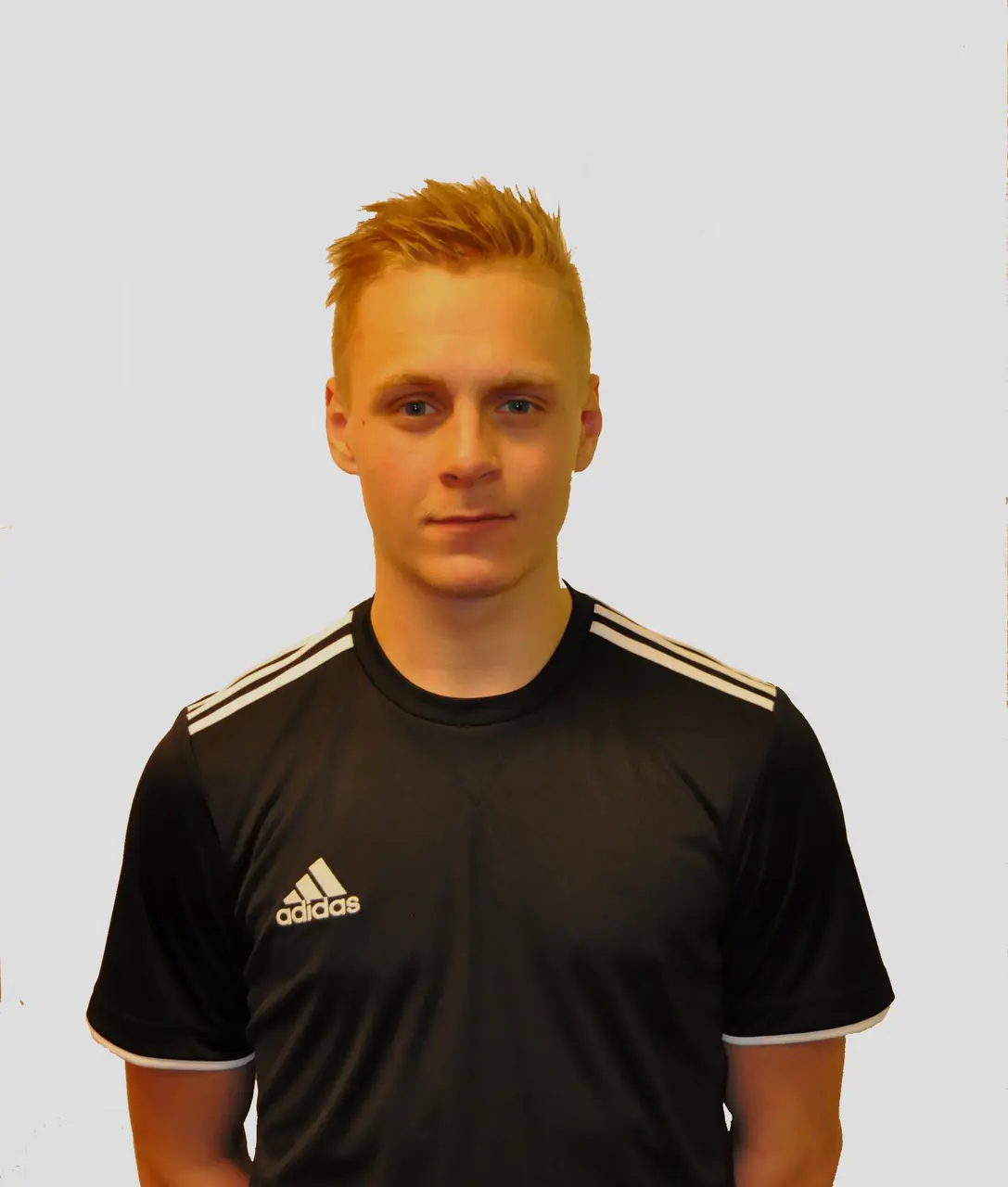 Hampus Blom blev tvåmålskytt och var samtidigt en av Hedekas /Svarteborgs bästa spelare mot Ellenö