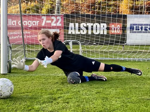 Målvaktsträning med fyra ungdomar i Svarteborg