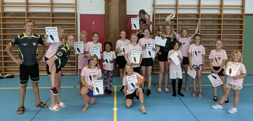 Några bilder från tjejernas vecka som innehöll mycket innebandy, men som syns på bilderna mycket annat skoj.