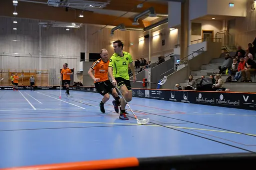 Seger med 9-8 och säsongens första trepoängare!