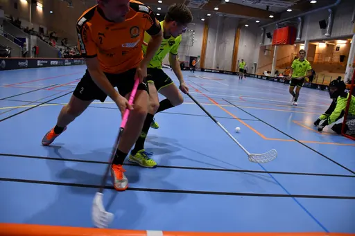 Seger med 9-8 och säsongens första trepoängare!