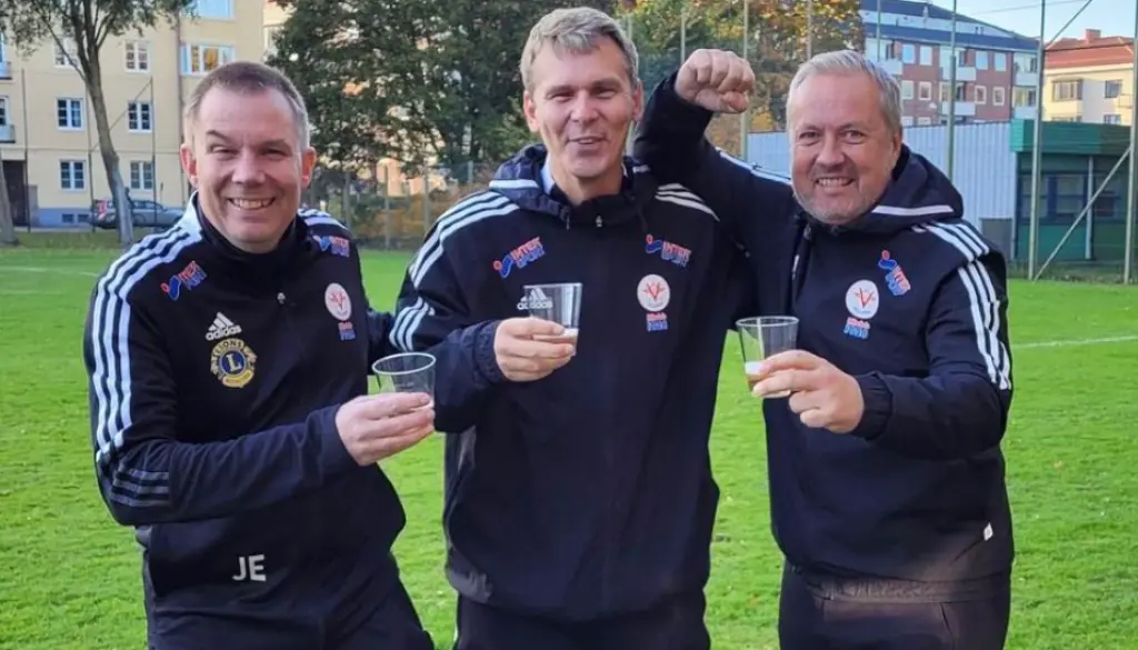 Från vänster: Jerker Eriksson (Assisterande tränare), Roger Nilsson (Huvudtränare) och Mikael Wallin (Assisterande tränare)
