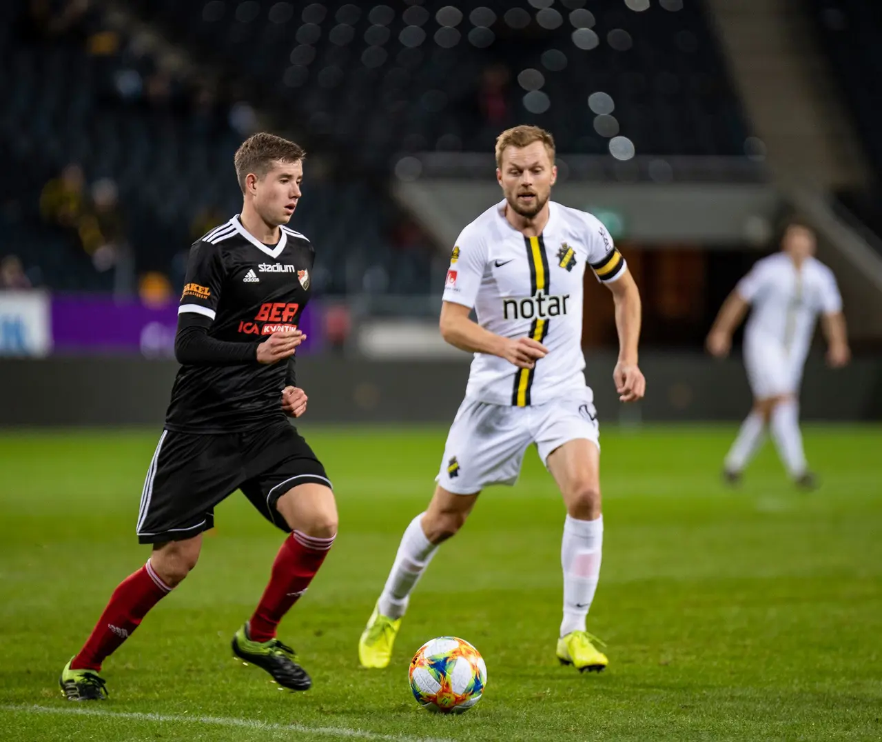 Oliver Young Shing och Sebastian Larsson på Friends. Foto: Joakim Hall