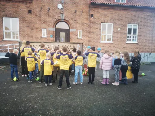 Aktiviteter ute på skolorna