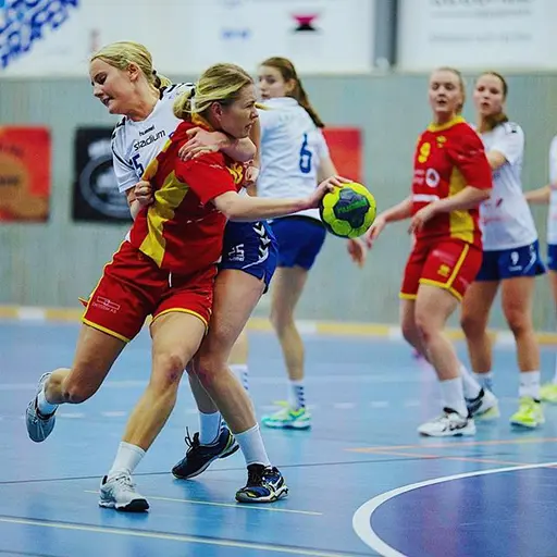 Handbolls helg i dur i Furutorpshallen