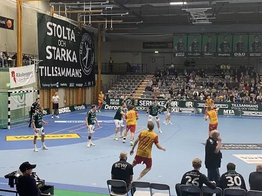 Bilder från matchen i går med bl.a Chris Heyers 19-18 på straff i mitten på andra halvlek 