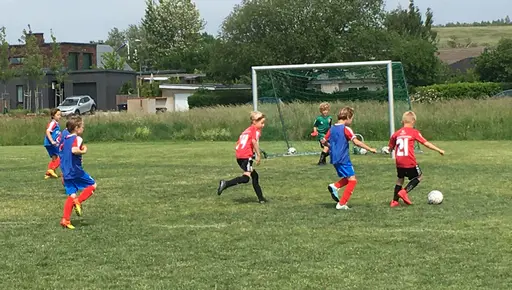 Båda lagen hade svackor, men kämpade sig in och tillbaka i matcherna. Det här var Kirsebergs dag när vi fick möjlighet att spela hos LB07 på Bunkeflostrands ip (Bråvalla).