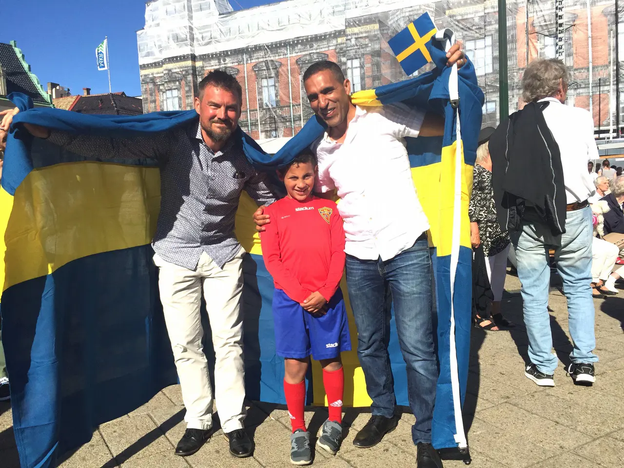 Anders Henriksson och Nassim Hamrit med pappa Said.