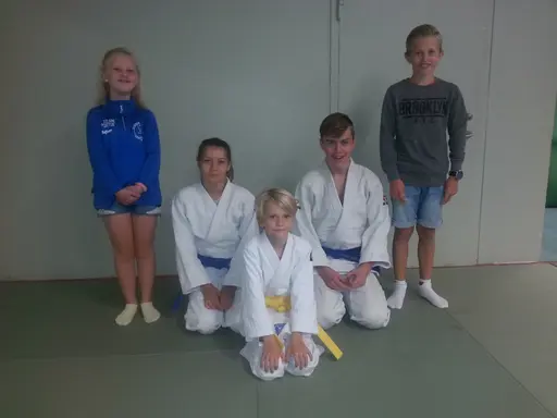 Anna Guld, Alvin Brons och Karl Brons