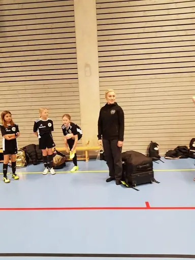 Ellen Gibson med F11