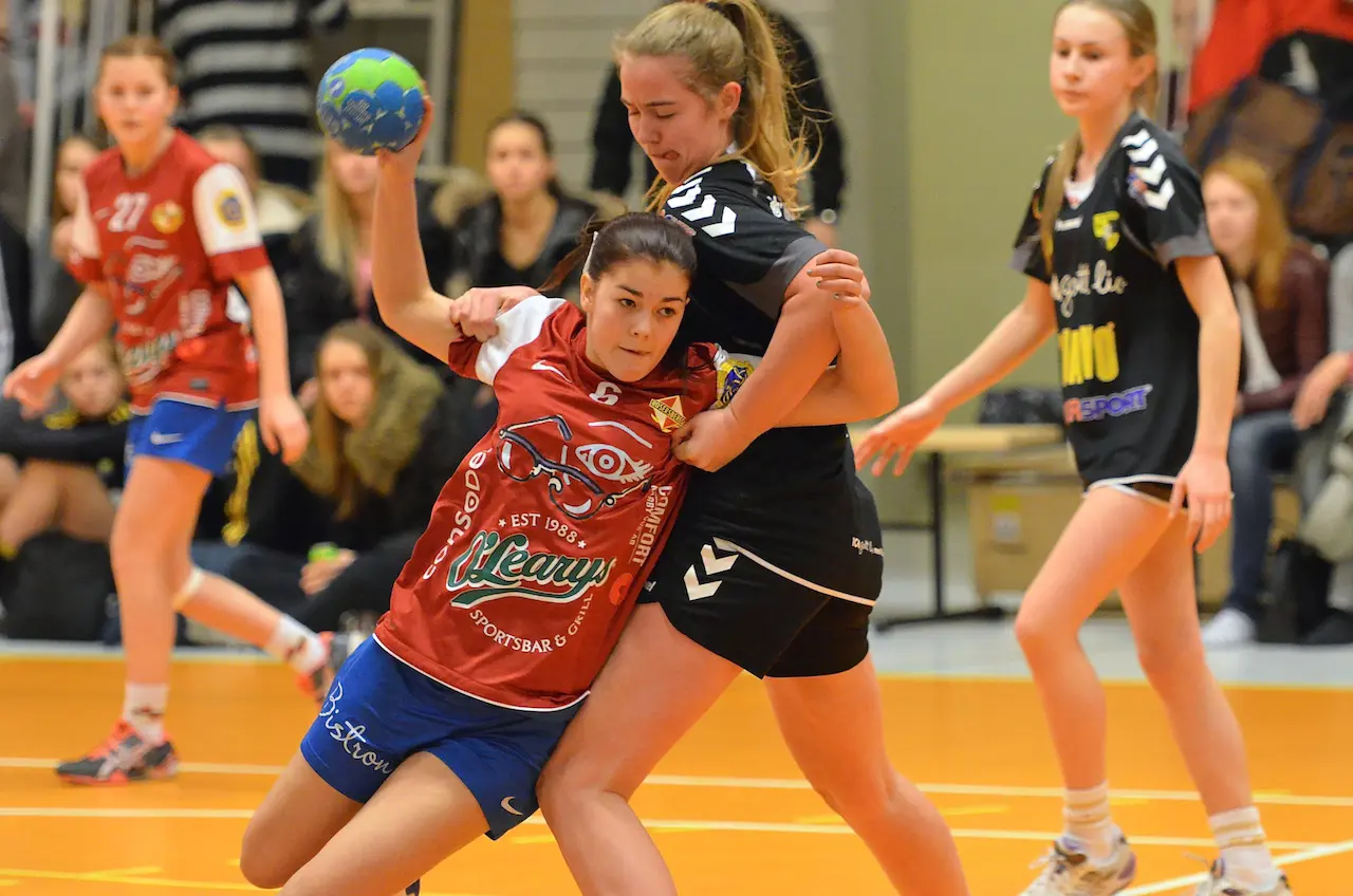 Emilia Holmström, RIK, en av många duktiga spelare som spelar kommande helg i Rosershallen. Foto: Donald Swahn.