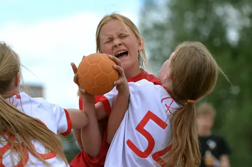 Glädje hos F01/Olivia Fredriksson F00/Olivia Jakobsson F02/Estnisk mur F04