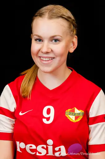 En trio effektiva spelare i lördagens segermatch mot SK Tirfing. Jonna Lindgren, Sandra Blom & Emma Berg.