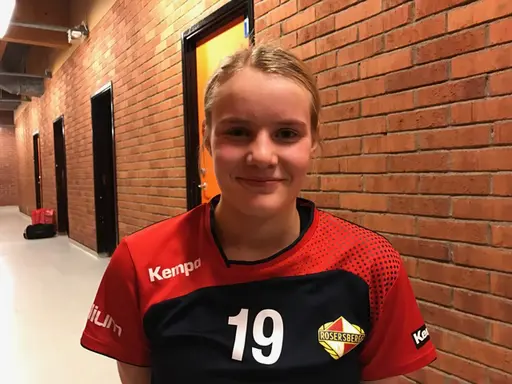 En trio kreativa spelare i måndagens segermatch mot Enköpingsa HF. Sofia A, Kajsa WE och Wilma O