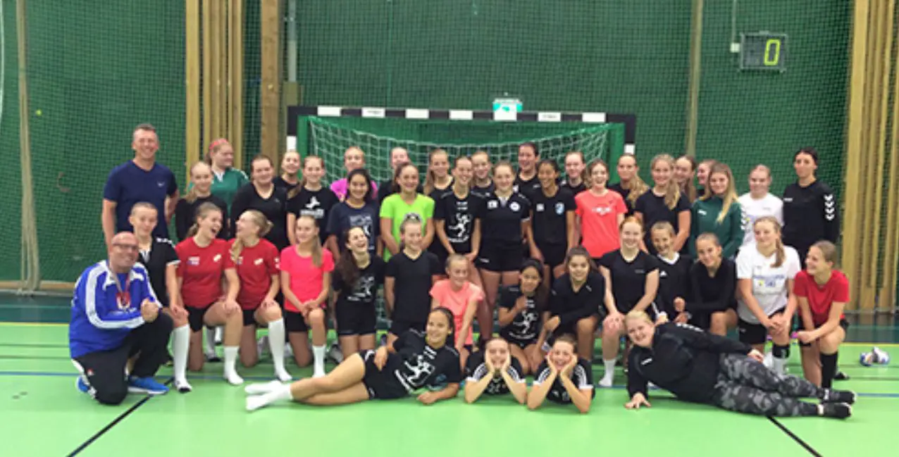 Uppland F03 på breddläger i Enköping.
