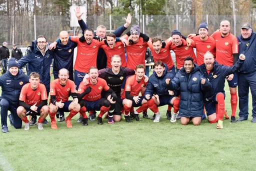 Glädje bland spelare, ledare och fans!