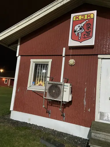 Jul i stugan, så nu väntar vi bara på tomten.