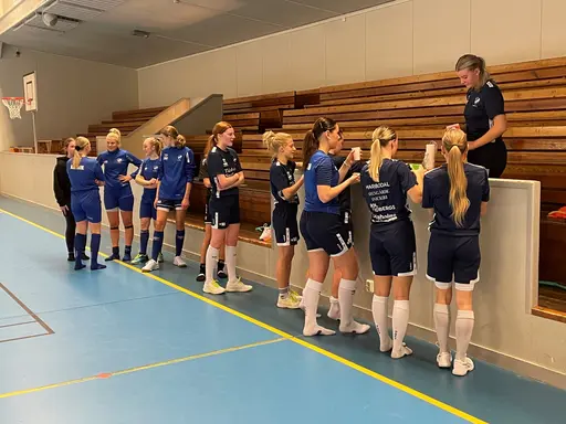 Lite träning med lite tillskott från F06/07