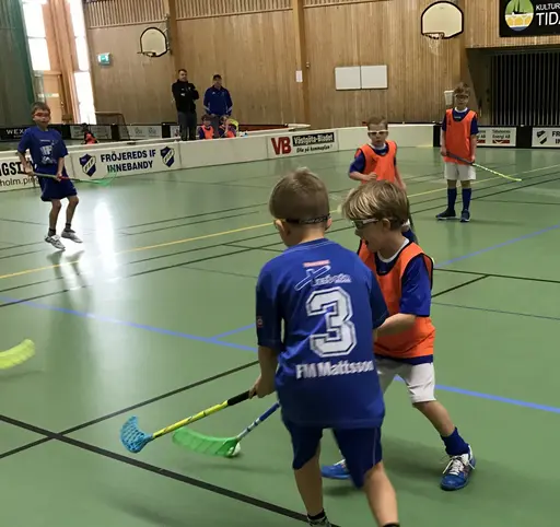 Succé i kiosken, sekretariatet och på planen!