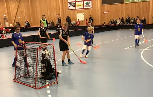Tre lag som vanligt försvarade FIF:s färger i Mariestad!