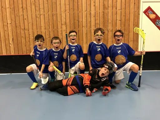 Tre lag som vanligt försvarade FIF:s färger i Mariestad!