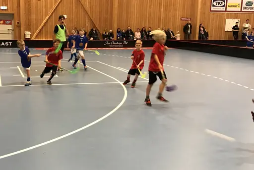 Tre lag som vanligt försvarade FIF:s färger i Mariestad!