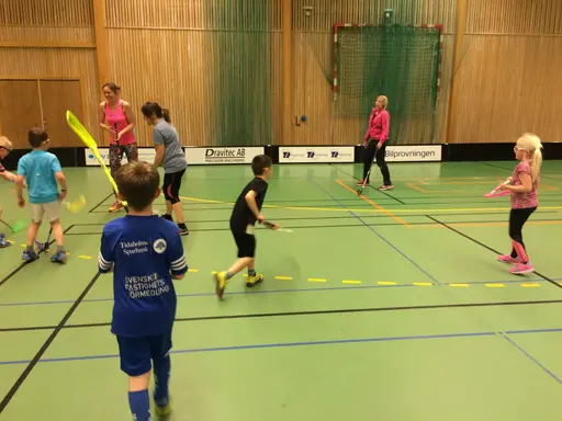 Föräldramatch, prisutdelning och korvätning stod i fokus på 09-avslutningen.