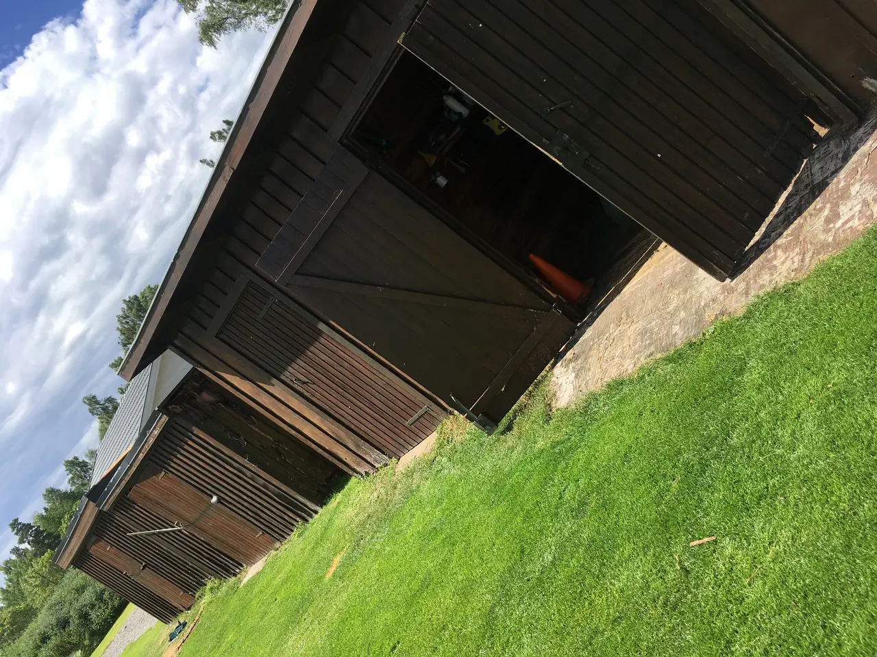 3 förråd uppbrutna på Fröjevi