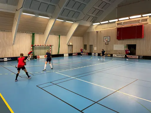 Lite träning med lite tillskott från F06/07