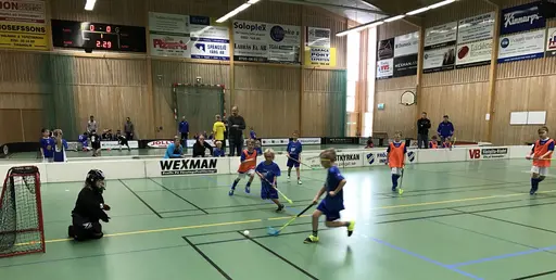 Succé i kiosken, sekretariatet och på planen!