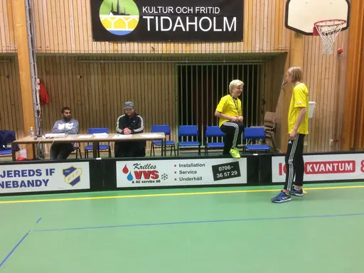 Vårt hemmasammandrag blev hellyckat! Full fart på planen, i kiosken i sekretariatet?! och bland domarna.