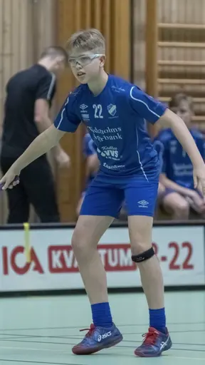 Samtliga spelare som representerar Västergötland i SM för 16-åringar. (Foto: Habobild.se)