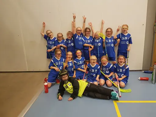 Segervrål efter en grym insats av tjejerna