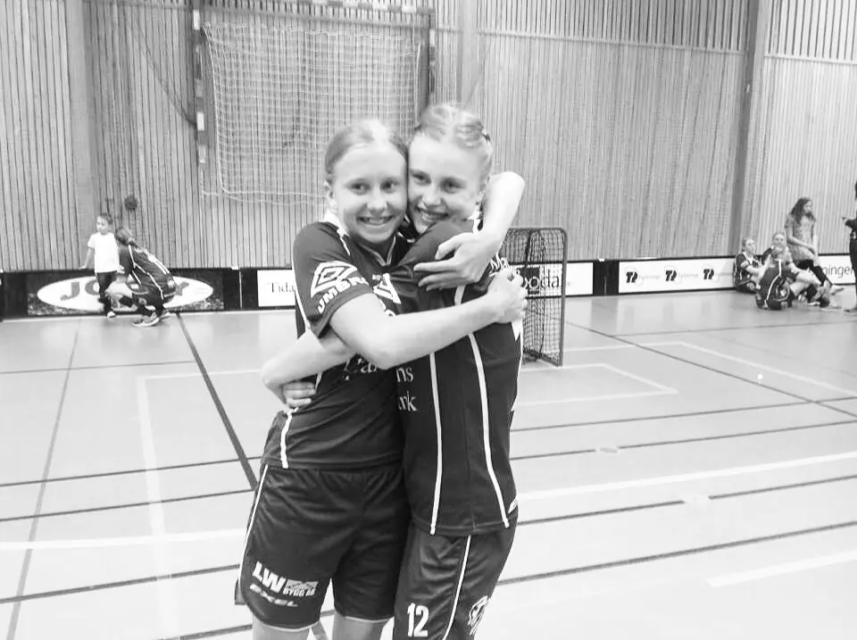 Alicia Svennson T.V - Clara Olofsson T.H